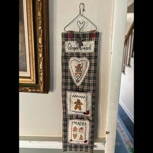 Vintage 1970’s Gingerbread Man Christmas Card Peppermint Heart Design Holder
